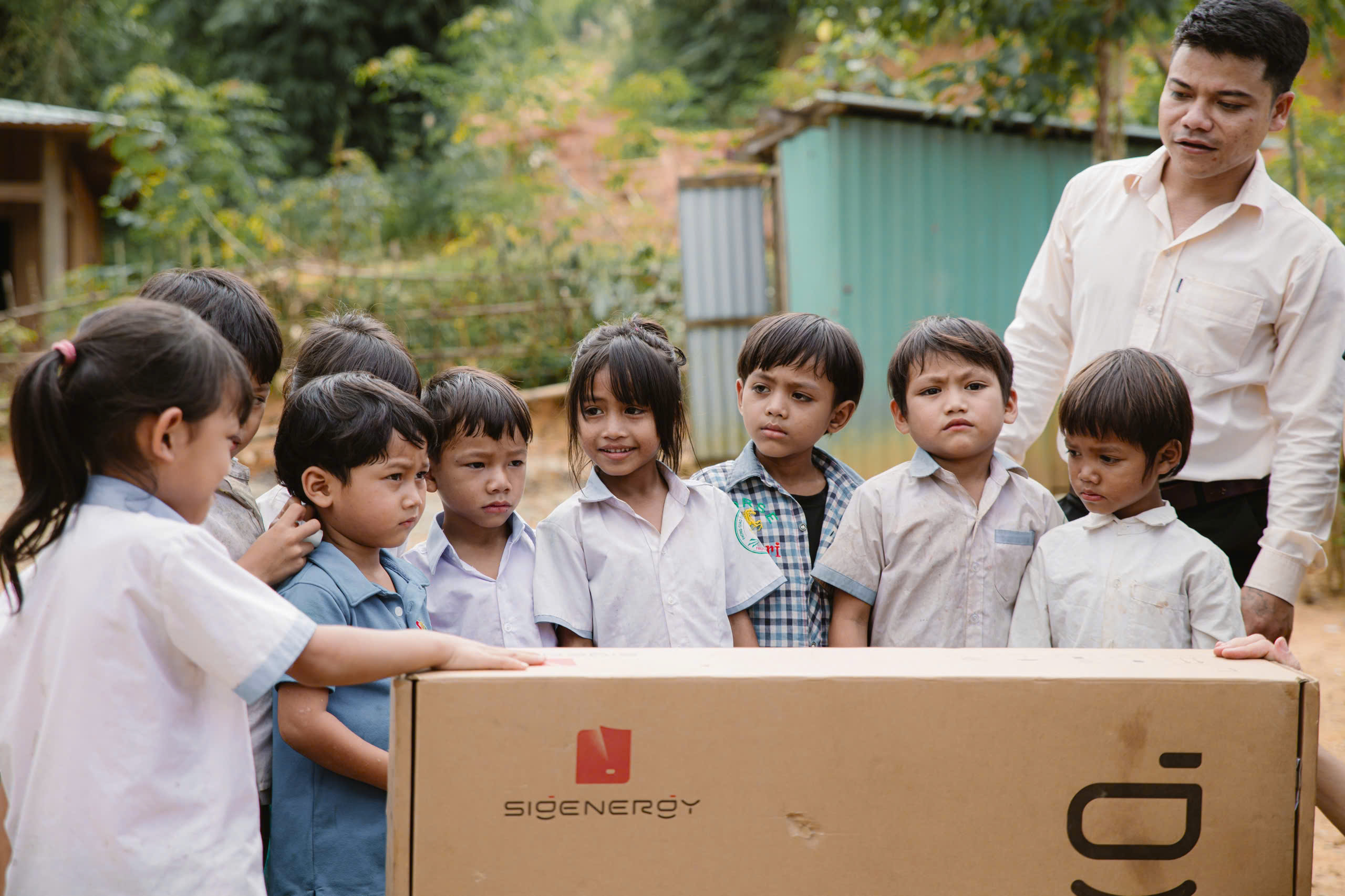 Dự Án Điện Mặt Trời Áp Mái Cộng Đồng Điểm Trường Nóc Ông Dũ